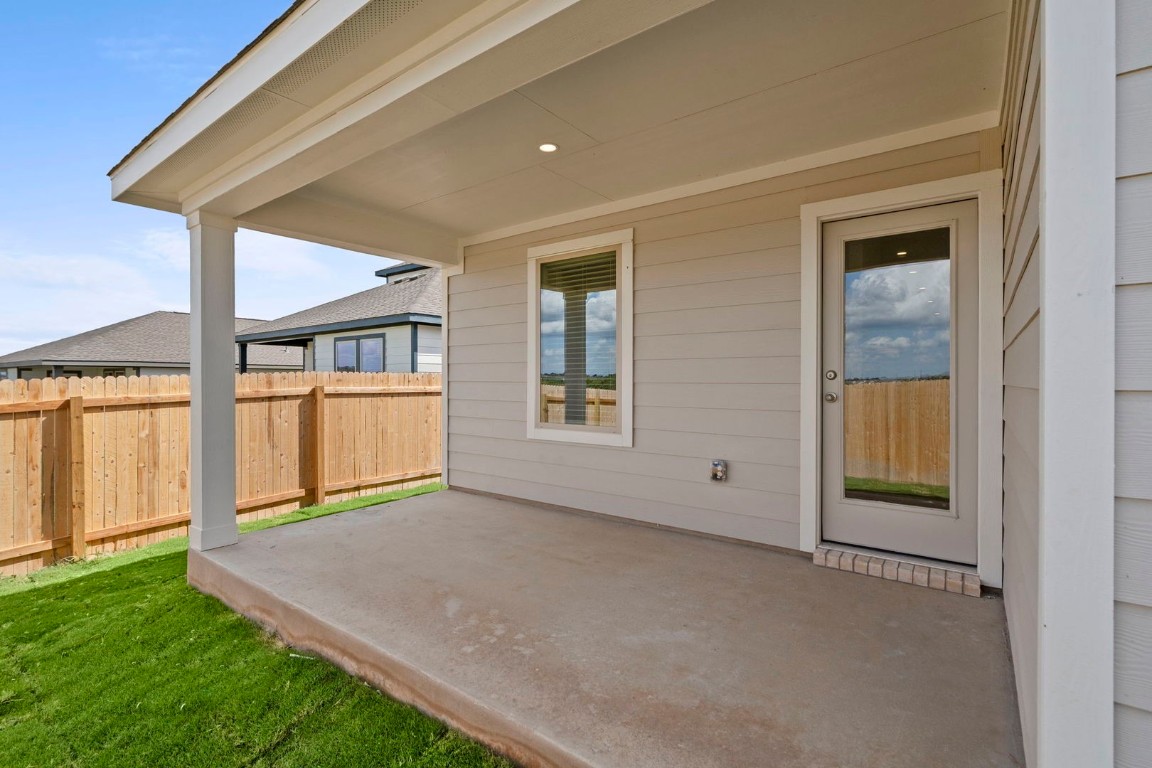 141 Hatari Trail Jarrell, TX 76537 - Photo 24 of 36