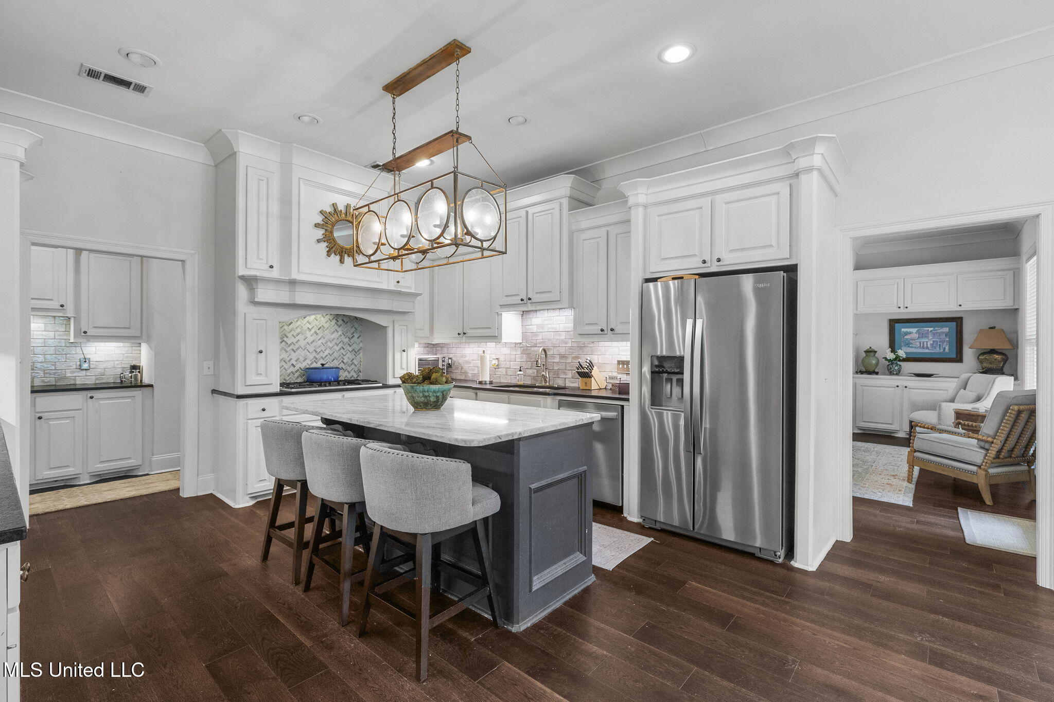 2050 London Avenue Jackson, MS 39211 - Photo 11 of 54 18-web-or-mls-2050 London-17