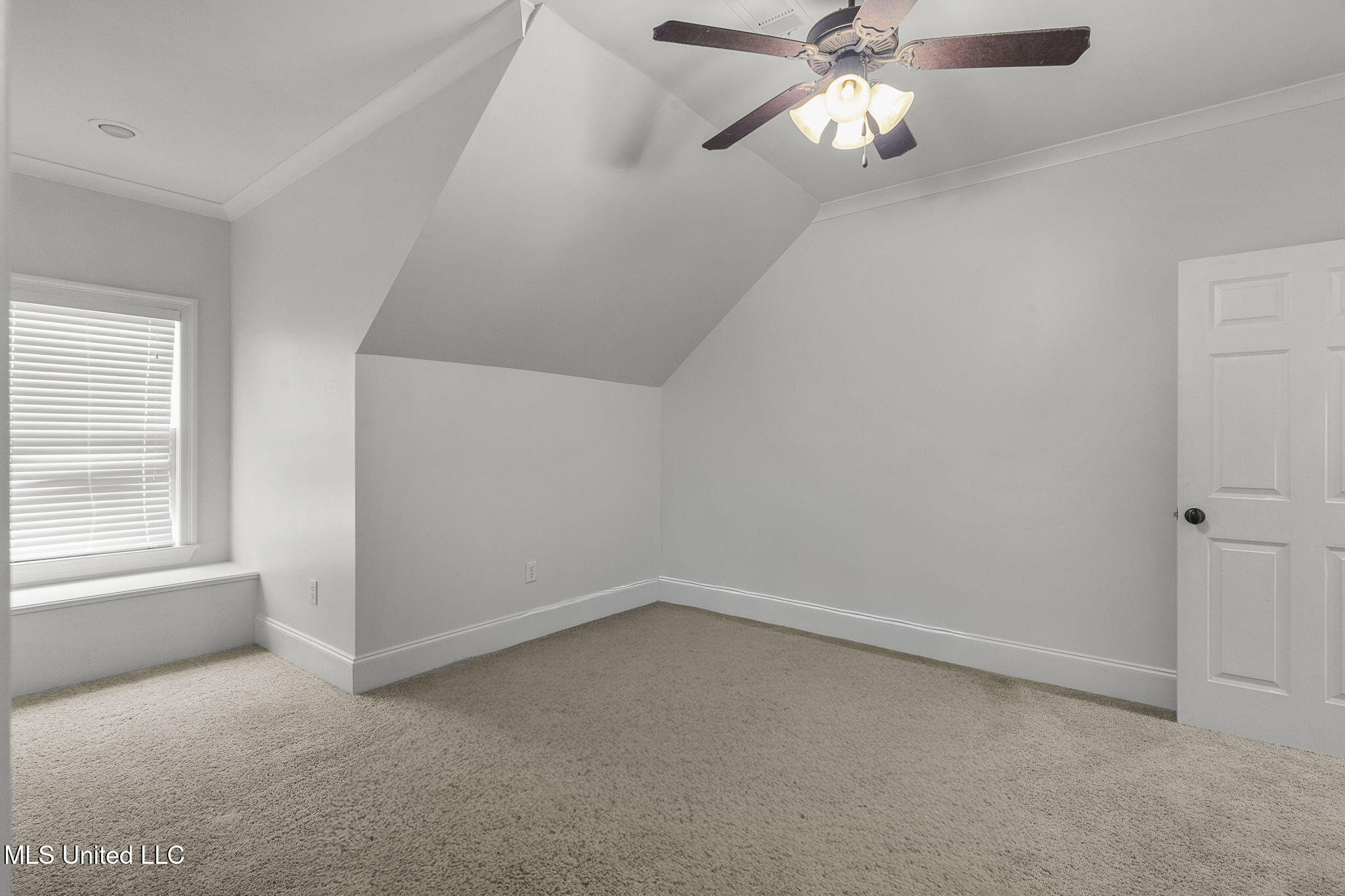 2050 London Avenue Jackson, MS 39211 - Photo 36 of 54 55-web-or-mls-2050 London-52