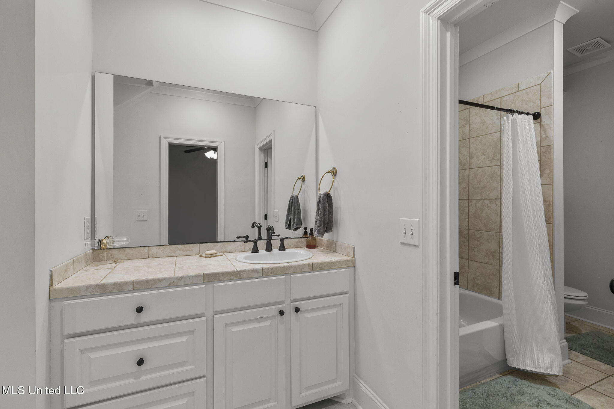 2050 London Avenue Jackson, MS 39211 - Photo 40 of 54 59-web-or-mls-2050 London-55