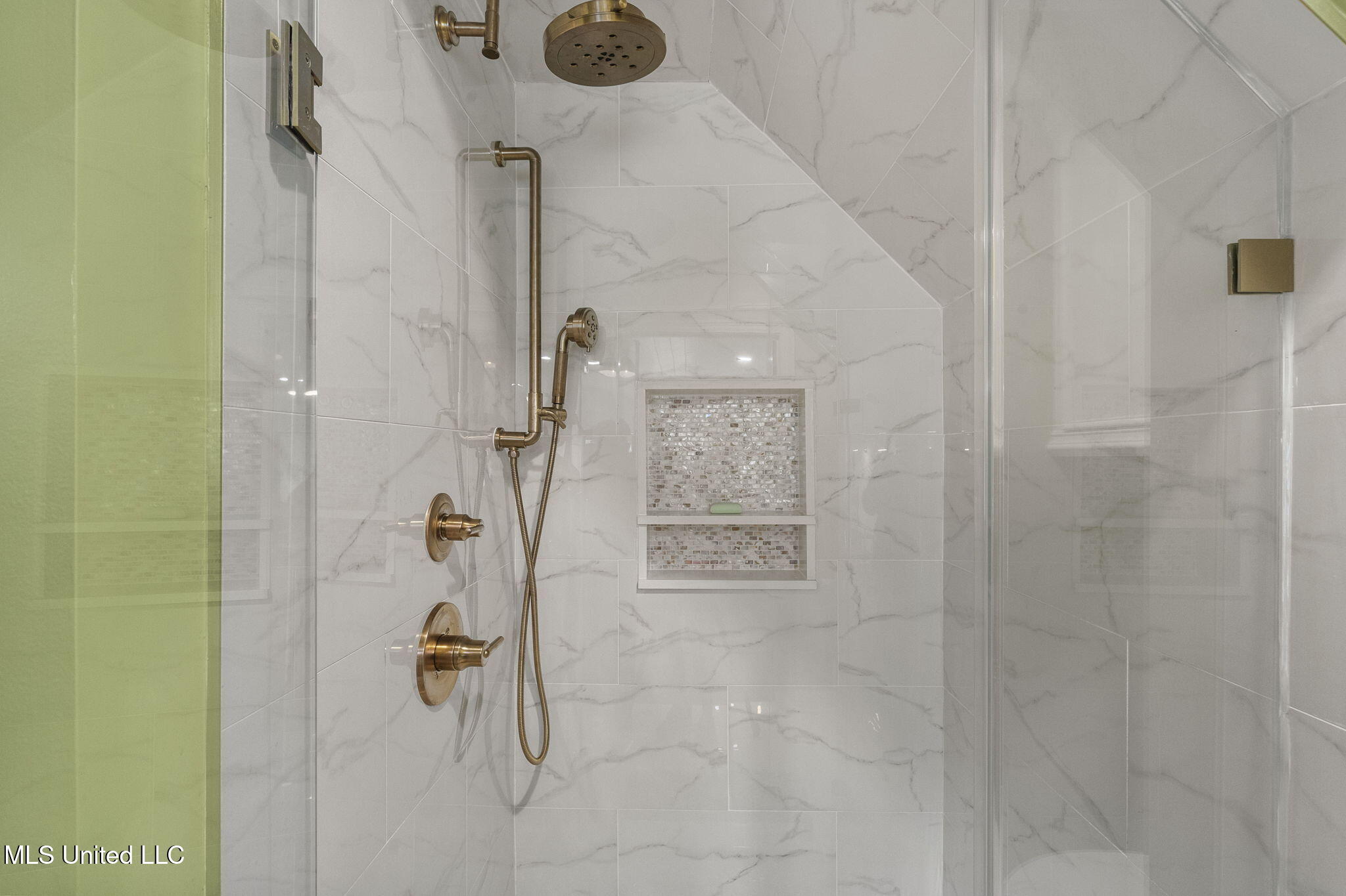 2050 London Avenue Jackson, MS 39211 - Photo 45 of 54 49-web-or-mls-2050 London-47