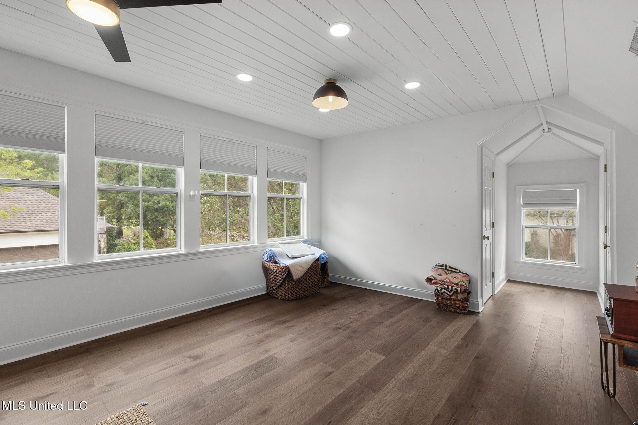 2050 London Avenue Jackson, MS 39211 - Photo 47 of 54 45-web-or-mls-2050 London-43