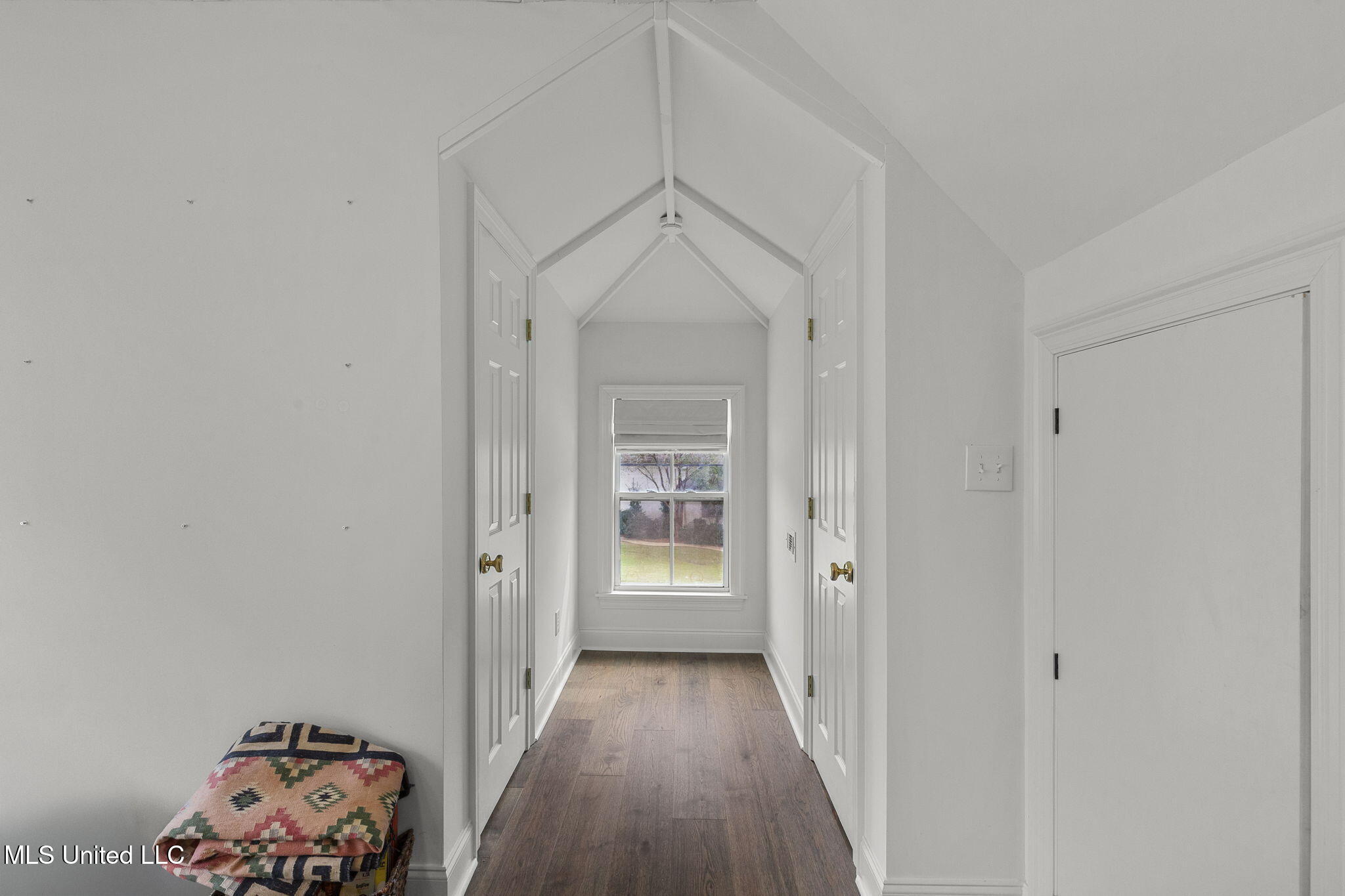 2050 London Avenue Jackson, MS 39211 - Photo 48 of 54 46-web-or-mls-2050 London-44