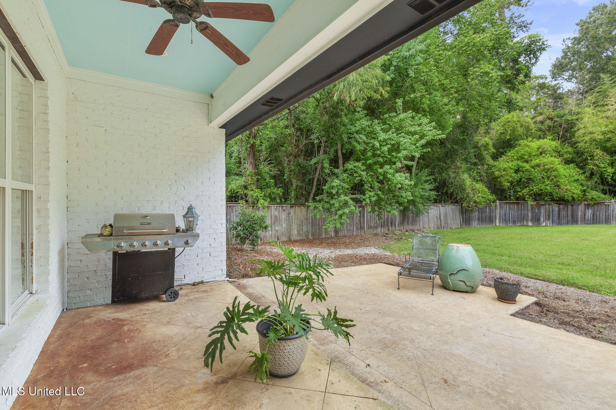 2050 London Avenue Jackson, MS 39211 - Photo 49 of 54 64-web-or-mls-2050 London-60