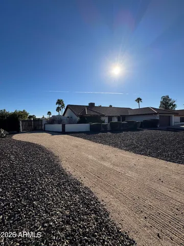 $4,000 | 4341 East Betty Elyse Lane, Phoenix, AZ 85032