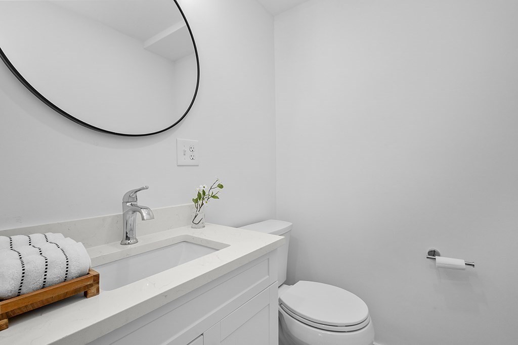 1 Ridgehill Road Canton, MA 02021 - Photo 23 of 40