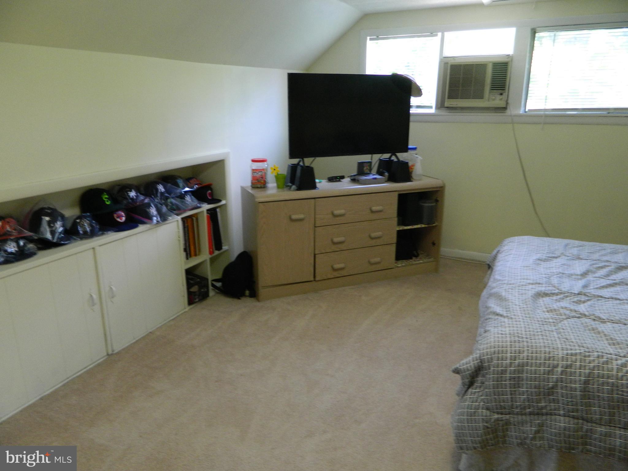 9700 Dilston Road Silver Spring, MD 20903 - Photo 44 of 50 Bedroom