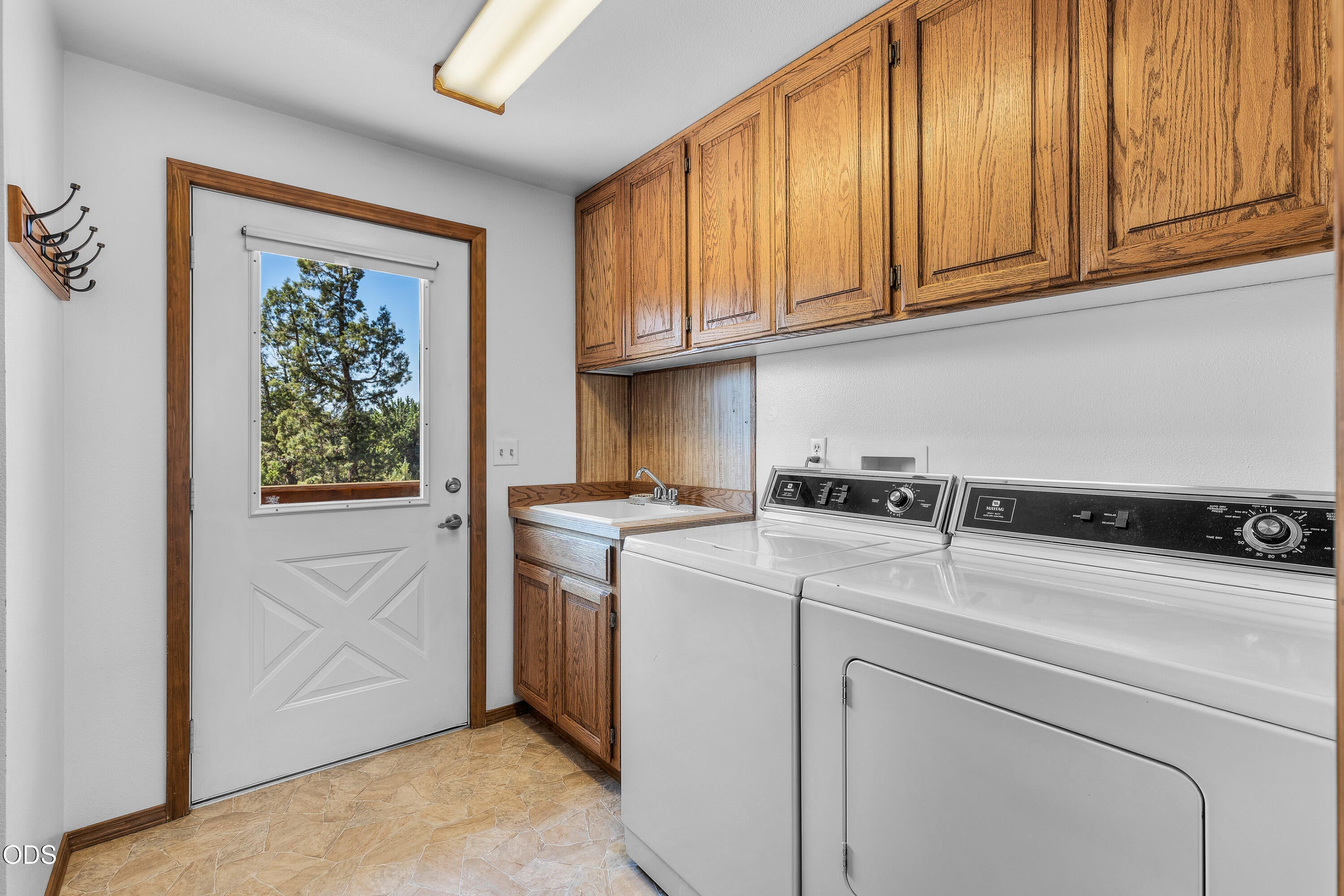 64741 Sylvan Loop Bend, OR 97701 - Photo 11 of 38 Gallery Image 11