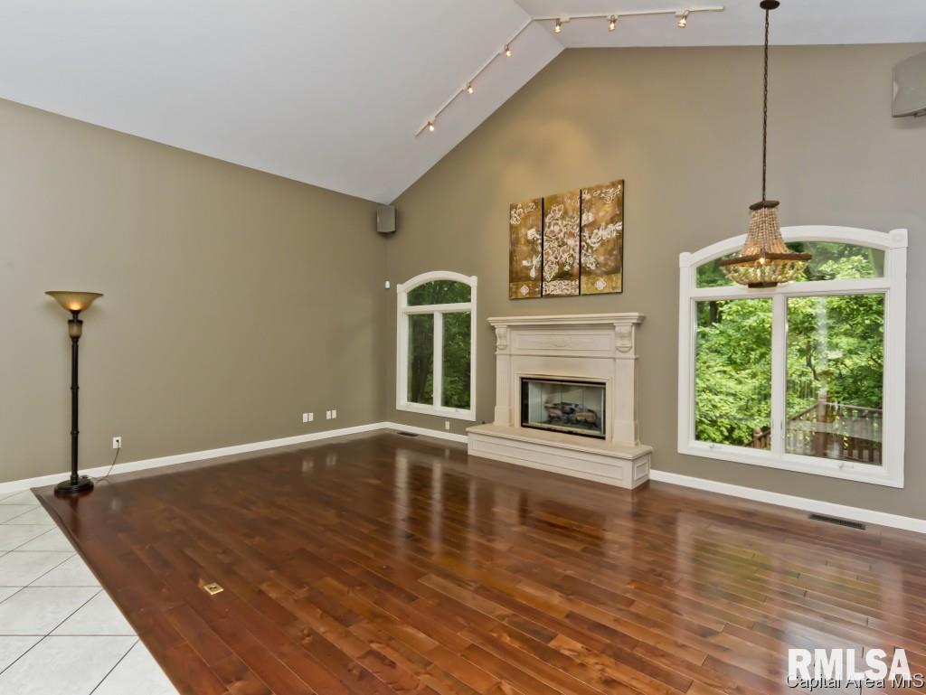 4109 Chandlerwood Road Springfield, IL 62711 - Photo 10 of 36