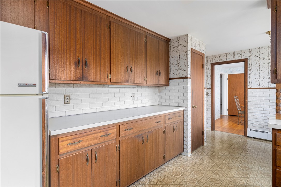 15 Killdeer Road Warwick, RI 02888 - Photo 12 of 29 Kitchen