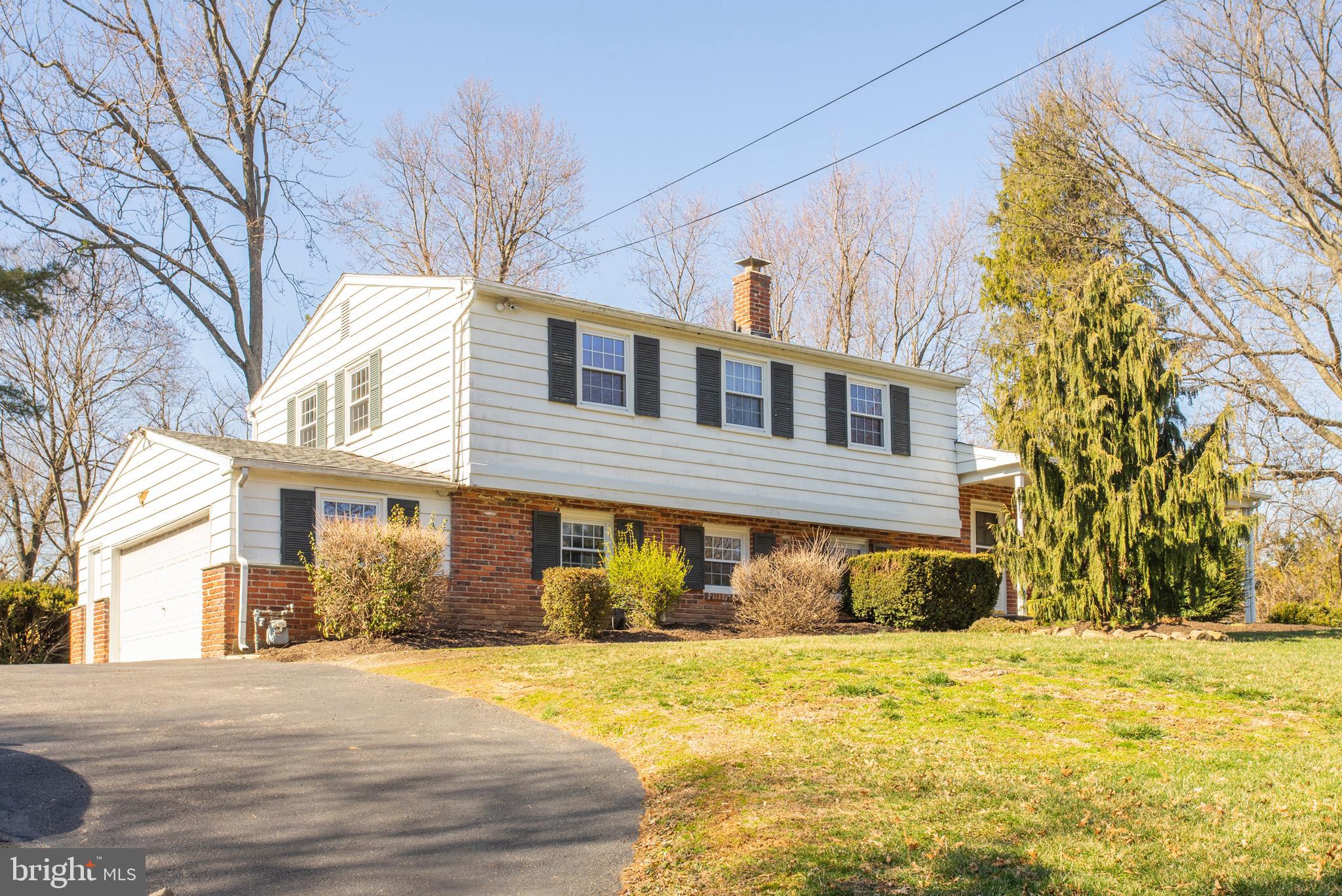 1642 Dillon Road Ambler, PA 19002 - Photo 2 of 40 Gallery Image 2