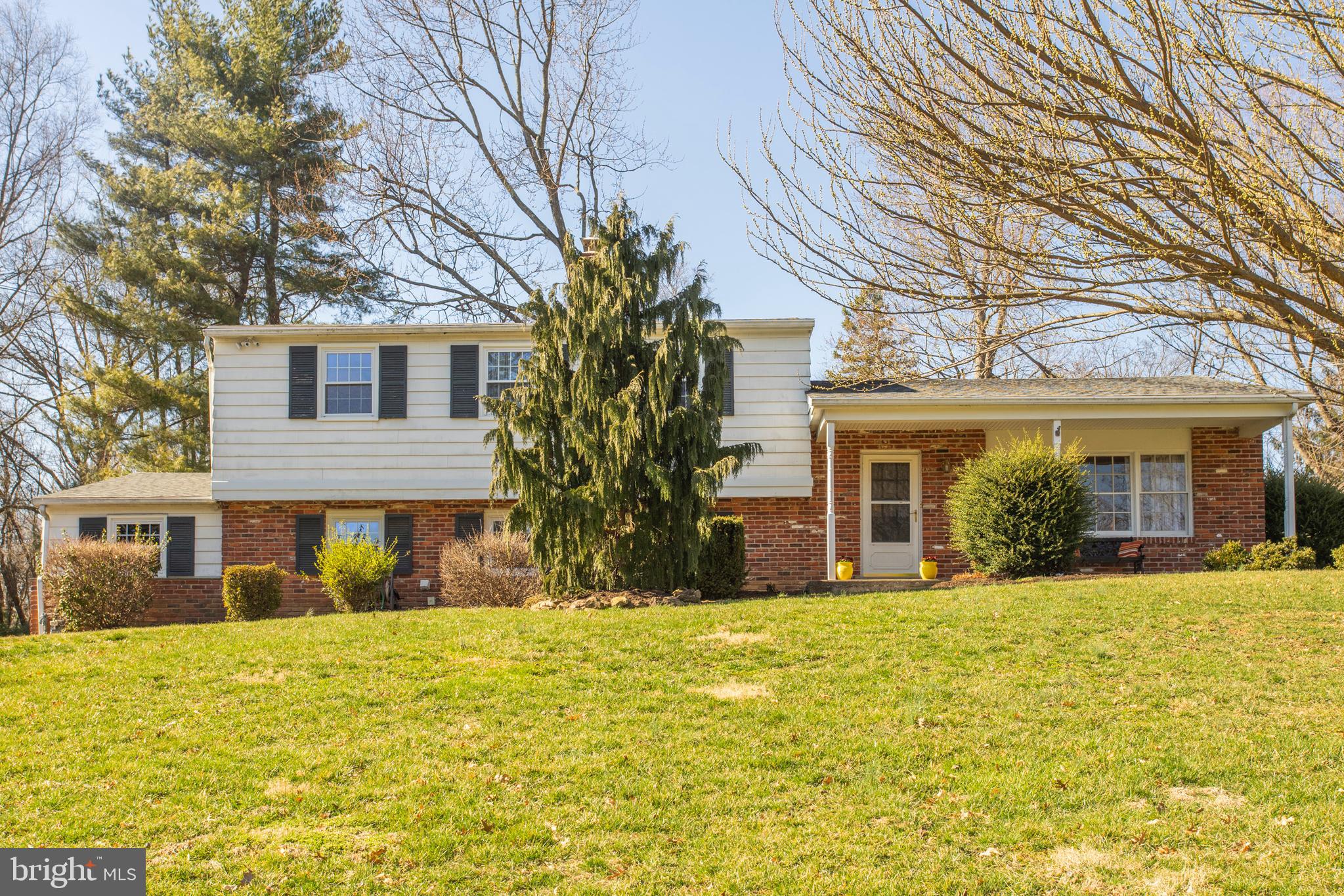 1642 Dillon Road Ambler, PA 19002 - Photo 5 of 40 Gallery Image 5