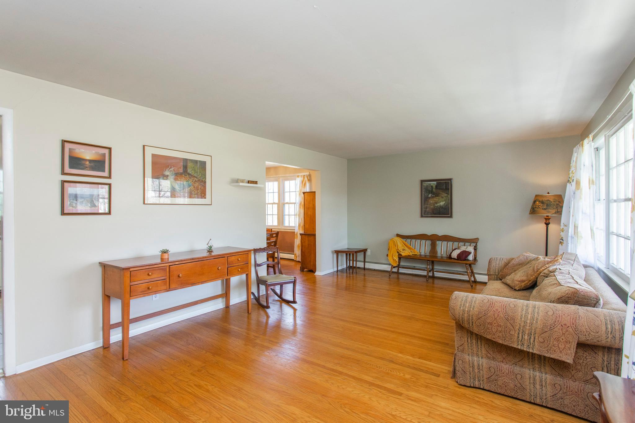 1642 Dillon Road Ambler, PA 19002 - Photo 7 of 40 Gallery Image 7