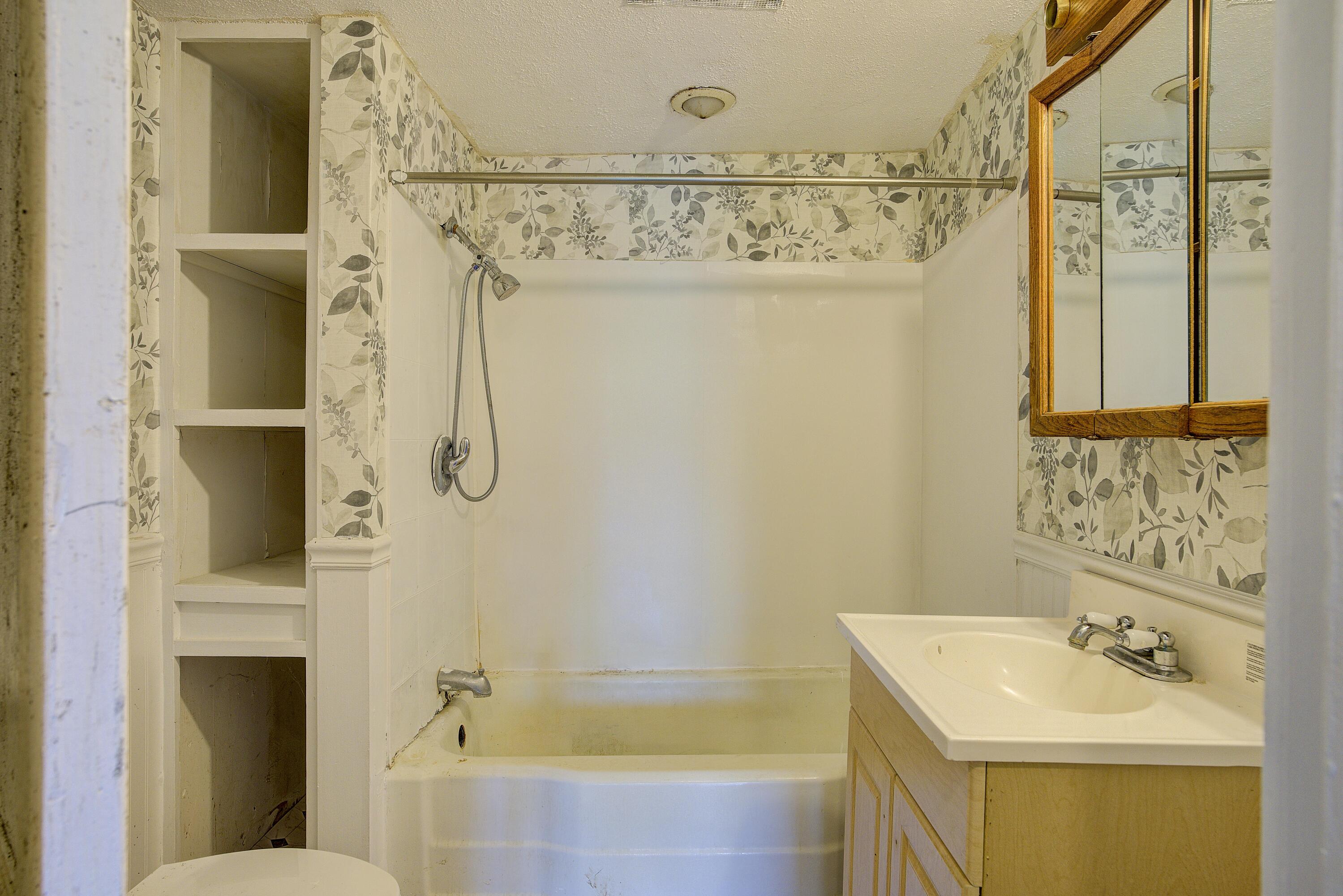 1366 Piney Flats Road Watauga, TN 37694 - Photo 14 of 30 piney-9