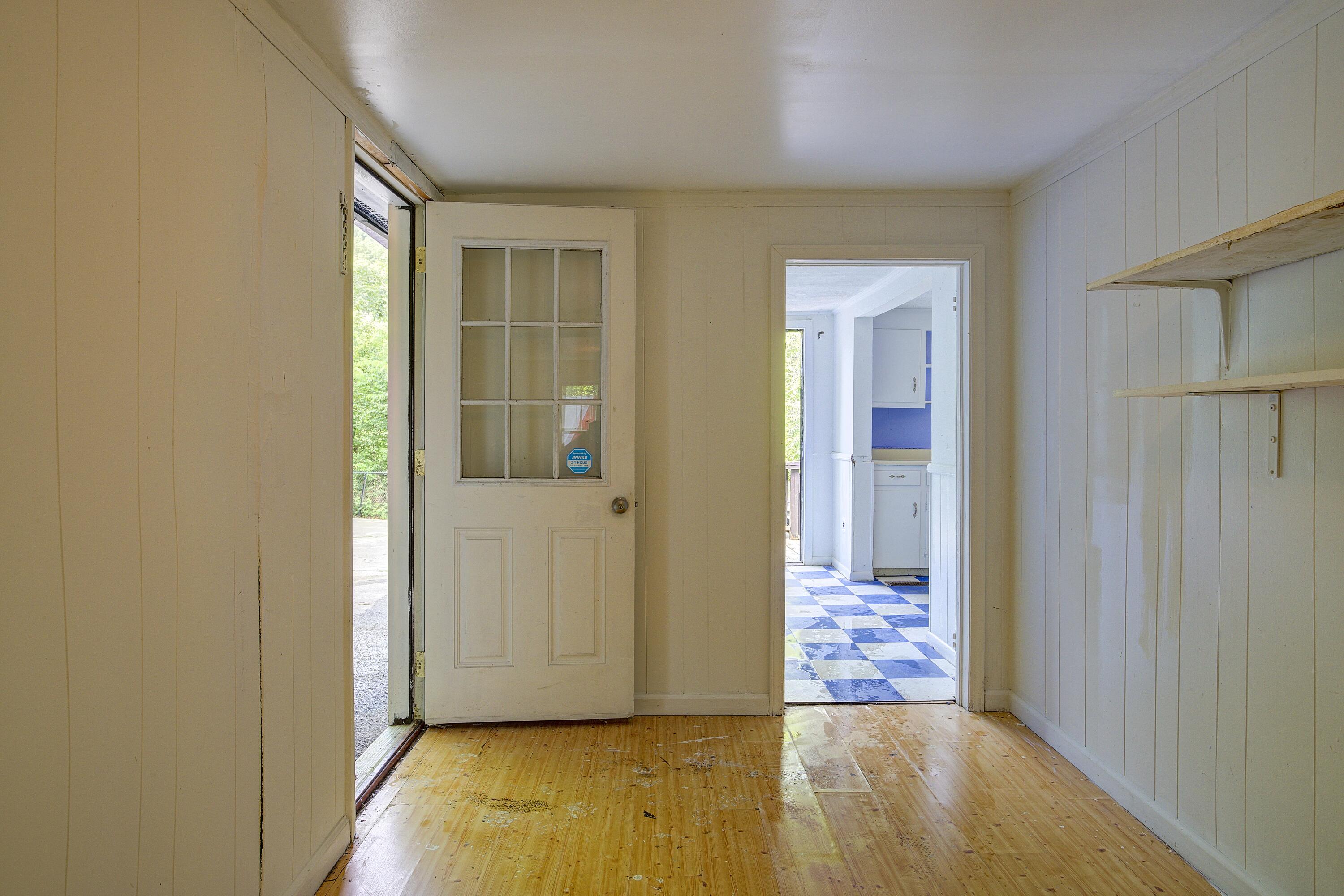 1366 Piney Flats Road Watauga, TN 37694 - Photo 20 of 30 piney-16