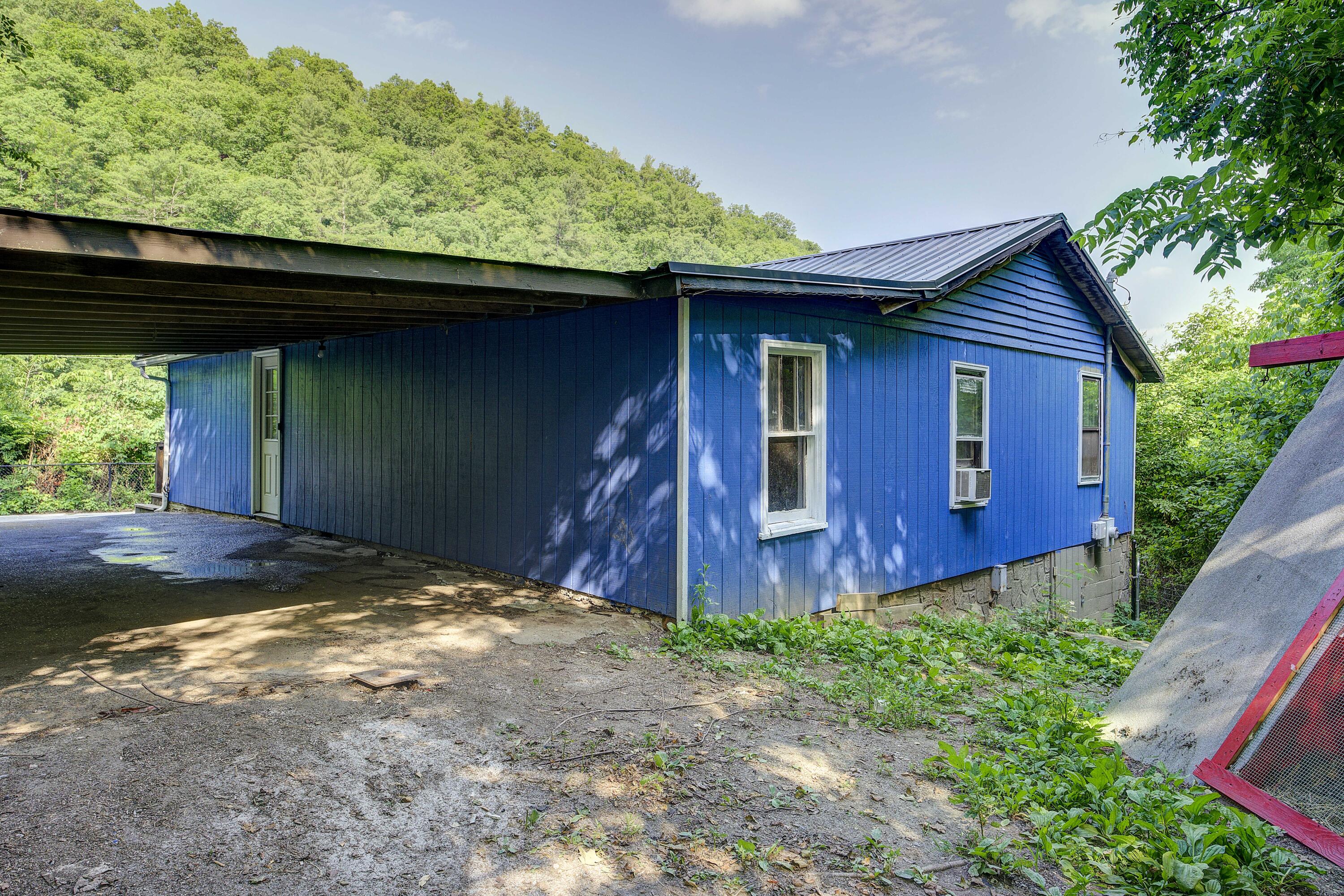 1366 Piney Flats Road Watauga, TN 37694 - Photo 23 of 30 piney-21