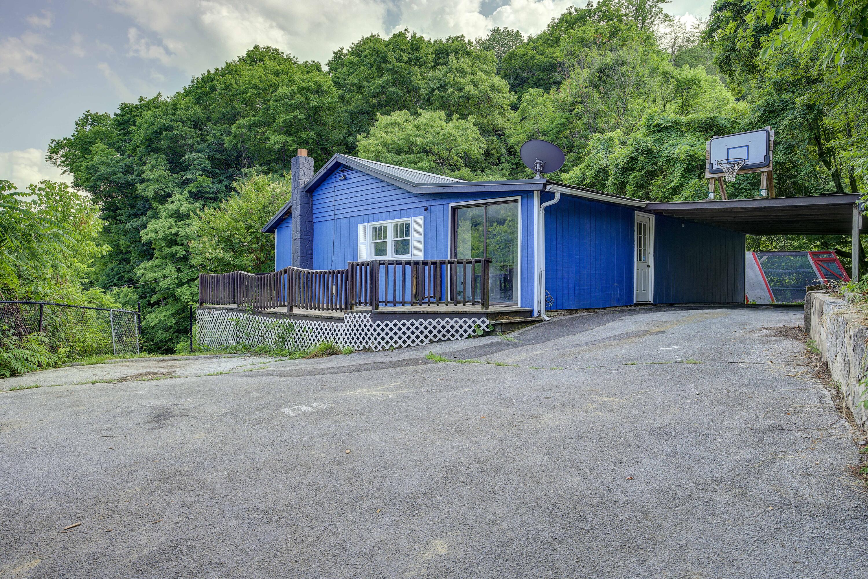 1366 Piney Flats Road Watauga, TN 37694 - Photo 3 of 30 piney-17