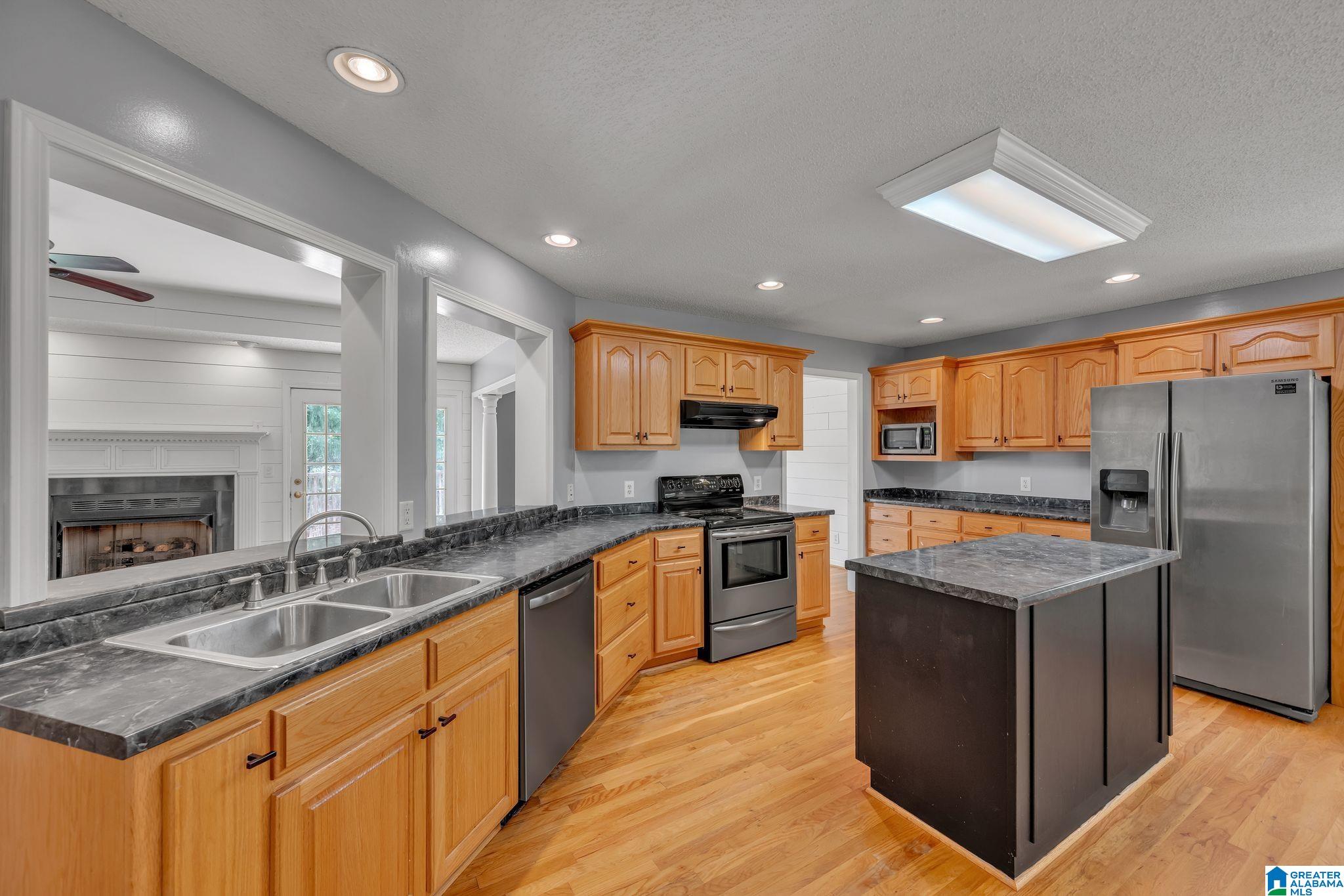1114 Rb Shadrix Road Hayden, AL 35079 - Photo 18 of 55
