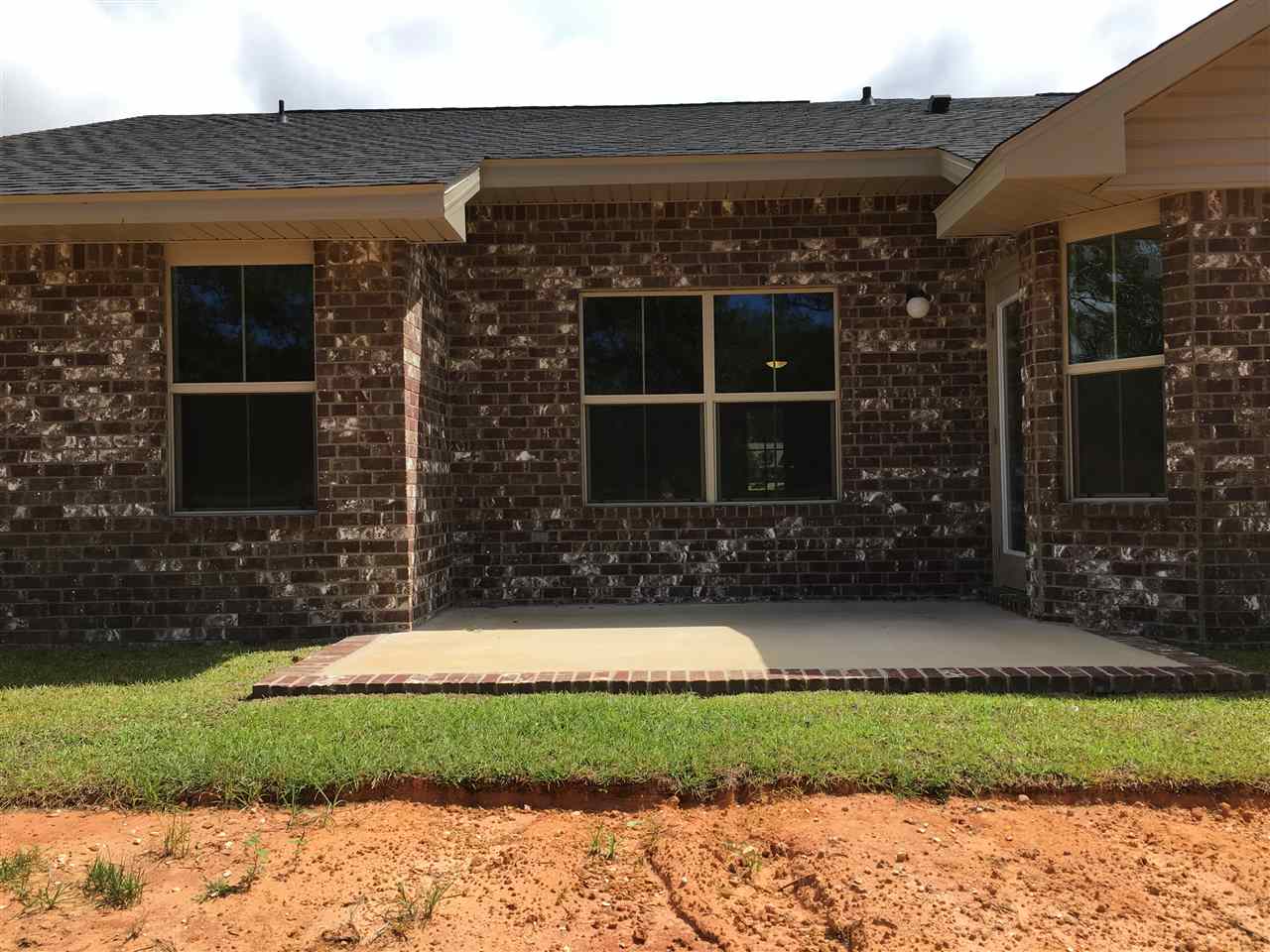 16985 Russet Court Foley, AL 36535 - Photo 12 of 14 Back Patio