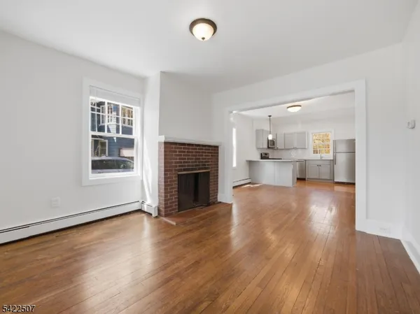 $3,200 | 46 West End Avenue, Unit LEFT, Summit, NJ 07901