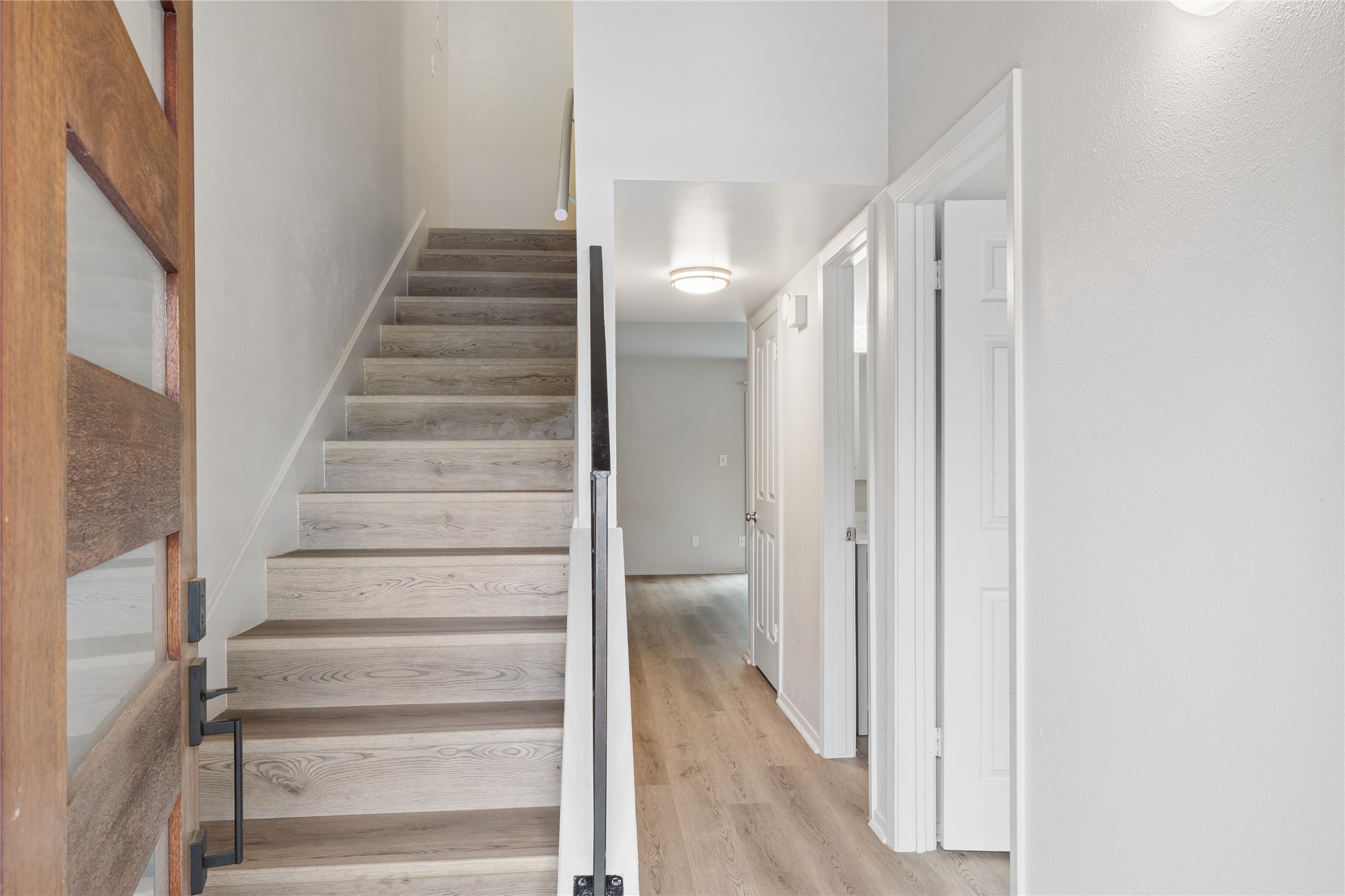 820 Sahara Avenue, Unit B Austin, TX 78745 - Photo 2 of 29 a view of an entryway