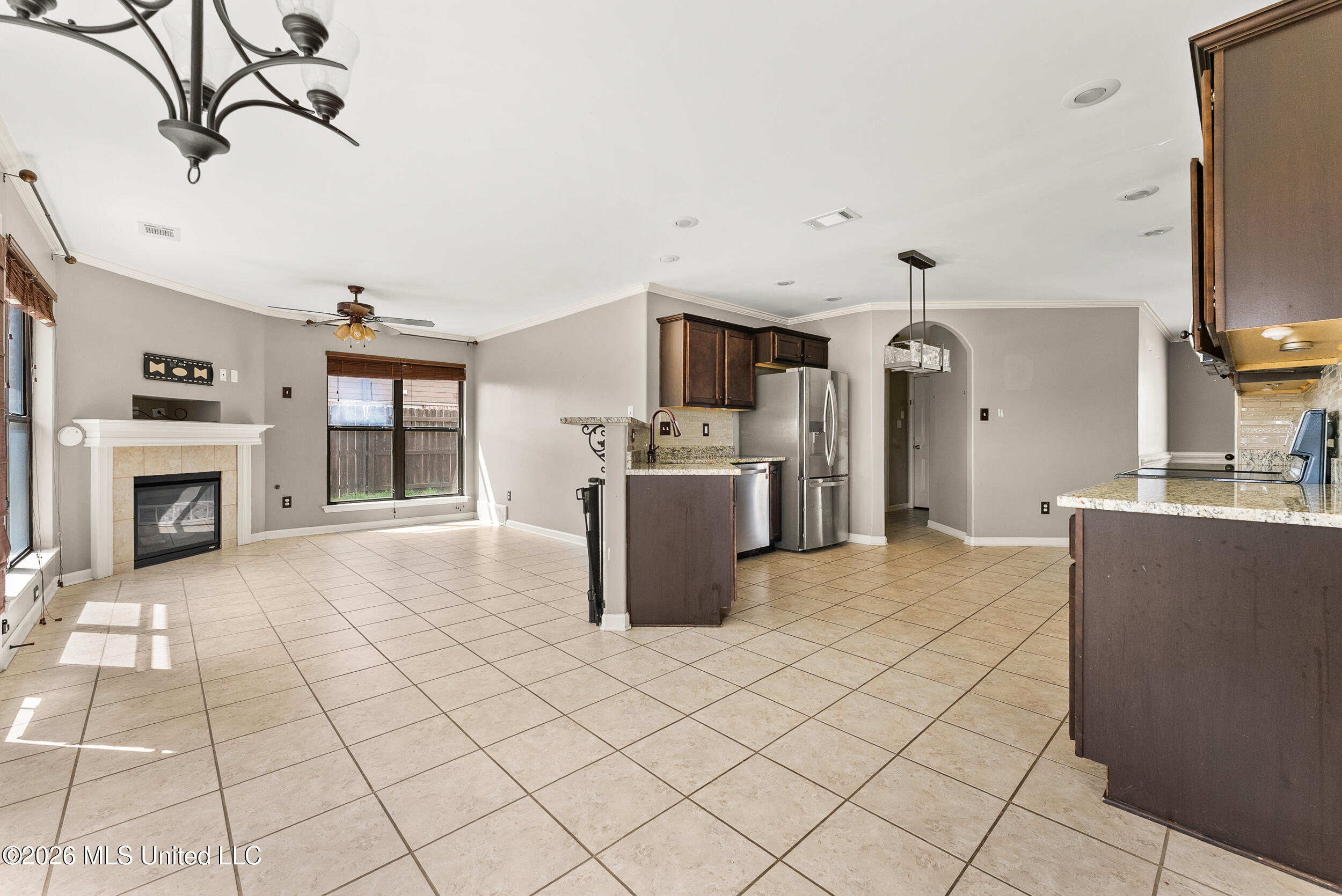 13525 Lapstone Loop Olive Branch, MS 38654 - Photo 11 of 36 11