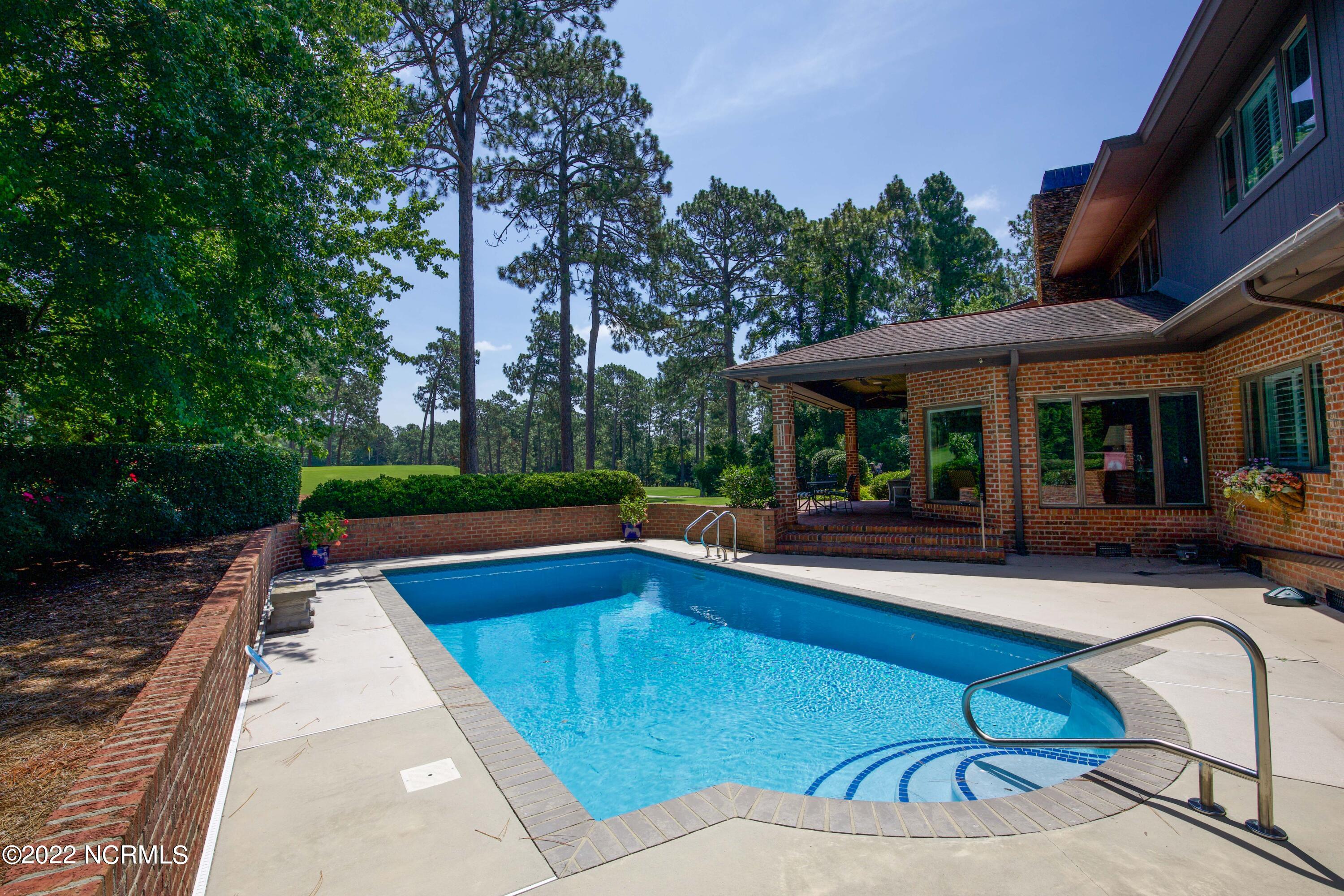 85 Hearthstone Road Pinehurst, NC 28374 - Photo 37 of 48 85 Hearthstone -47