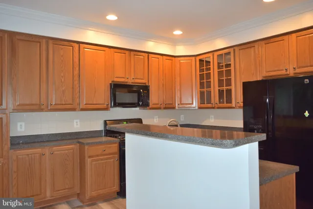 $2,750 | 15435 Binder Court, Woodbridge, VA 22193