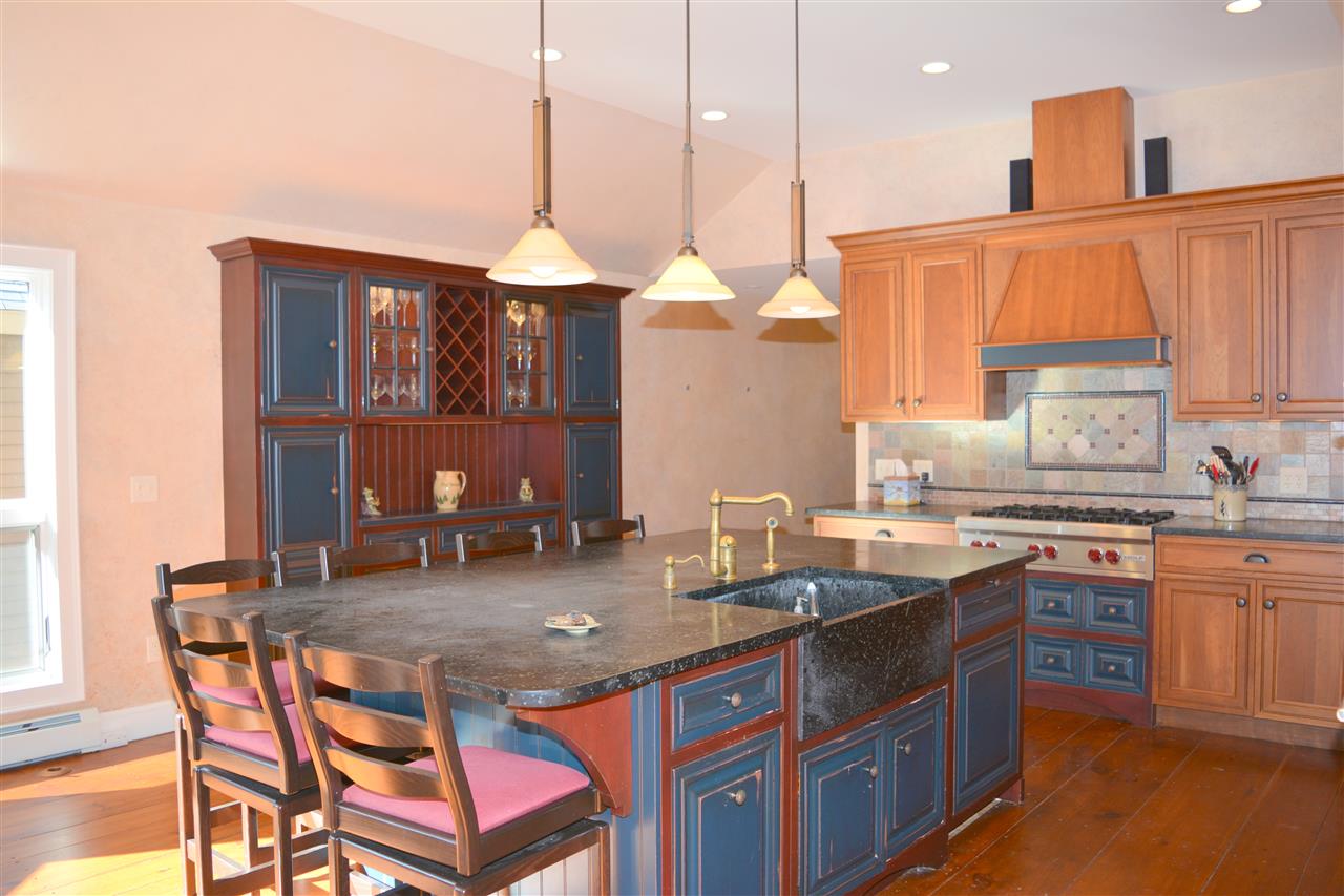 146 Chester Road Grantham, NH 03753 - Photo 3 of 4 Gallery Image 3