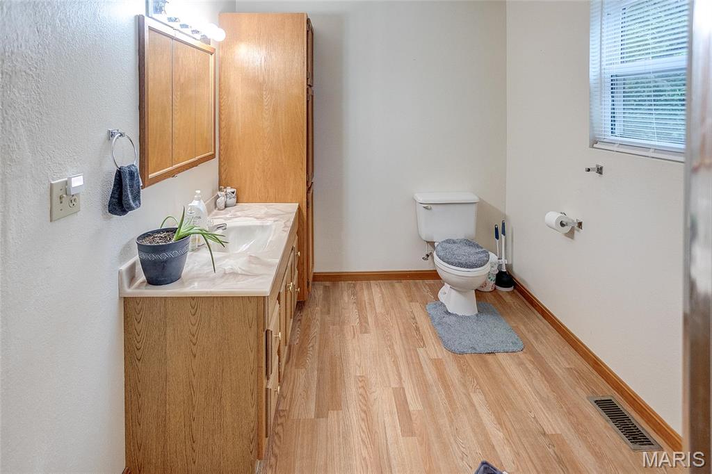 3448 Levee Road Centralia, IL 62801 - Photo 54 of 73