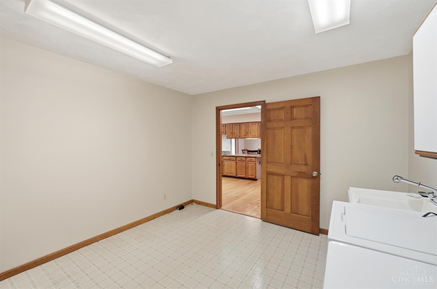 10129 Howard Road Harrison, OH 45030 - Photo 39 of 99