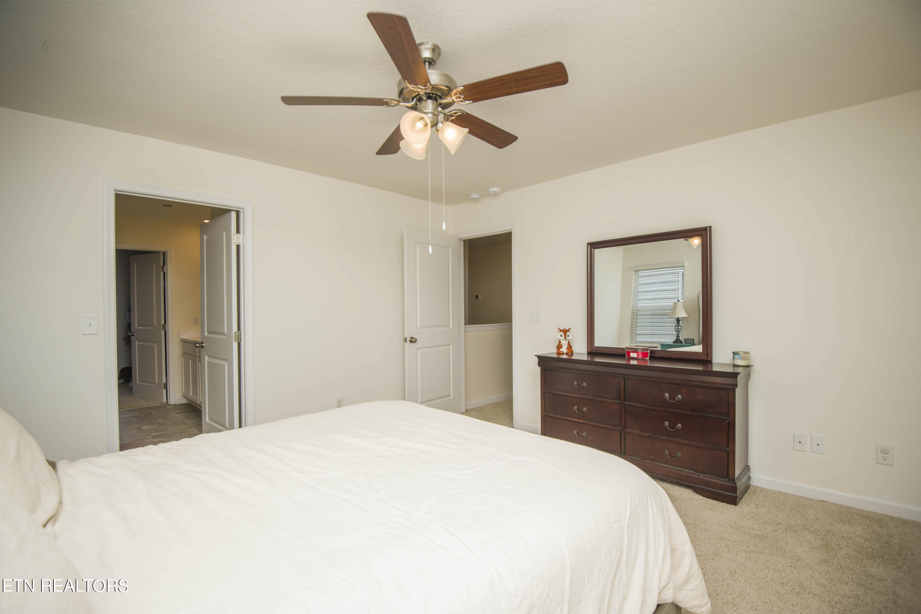 107 Derailleur Street Oak Ridge, TN 37830 - Photo 20 of 44 master bed 1_1