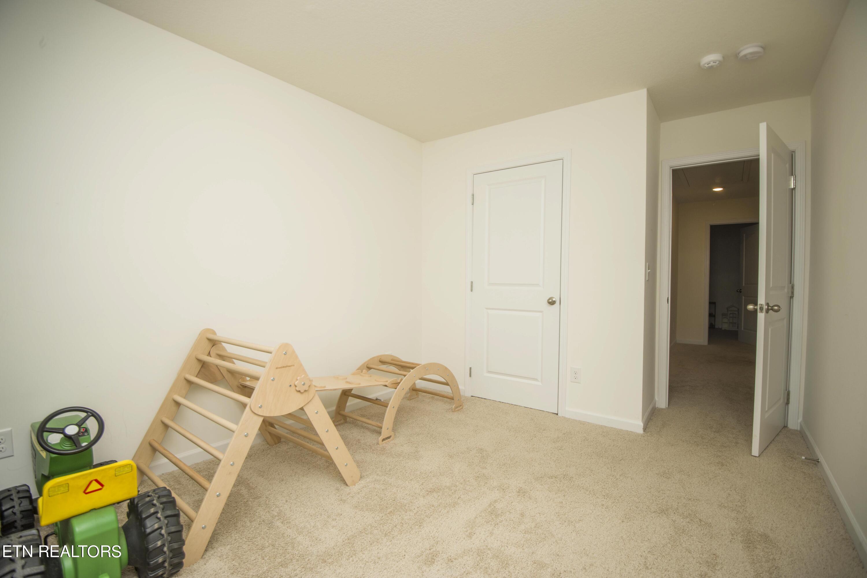 107 Derailleur Street Oak Ridge, TN 37830 - Photo 31 of 44 second bed 2_1