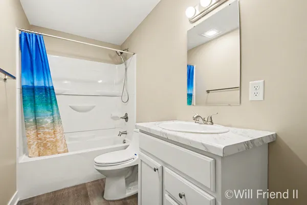 $295,000 | 15 Skyline Circle Northwest, Grand Rapids, MI 49504