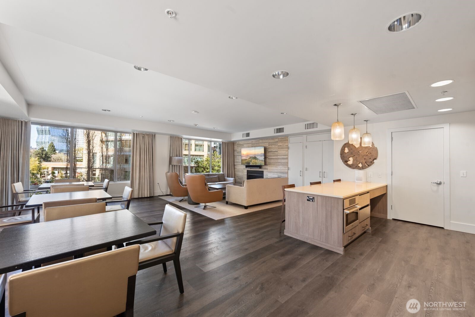 910 Lenora Street, Unit S604 Seattle, WA 98121 - Photo 22 of 30