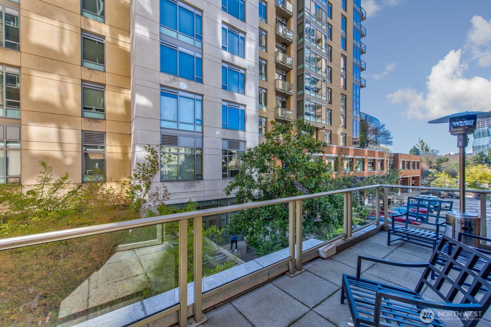 910 Lenora Street, Unit S604 Seattle, WA 98121 - Photo 25 of 30