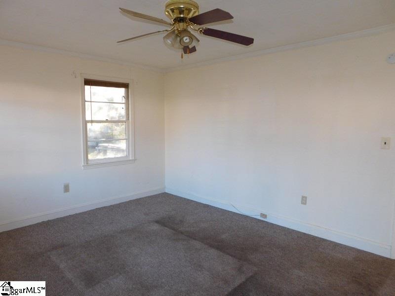 201 Shands Street Clinton, SC 29325 - Photo 4 of 14 Gallery Image 4