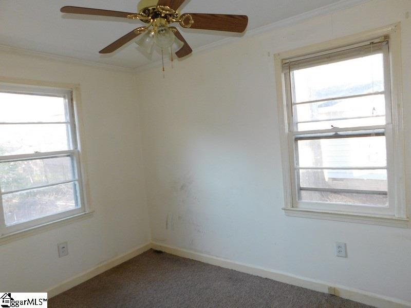 201 Shands Street Clinton, SC 29325 - Photo 10 of 14 Gallery Image 10
