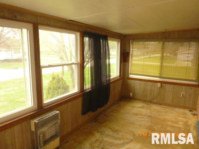 473 West Vine Street Canton, IL 61520 - Photo 6 of 28