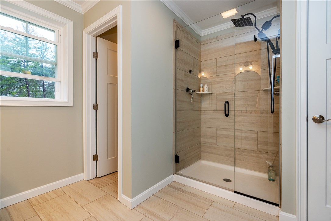 10 Cassidy Trail Coventry, RI 02831 - Photo 23 of 41 Primary bath