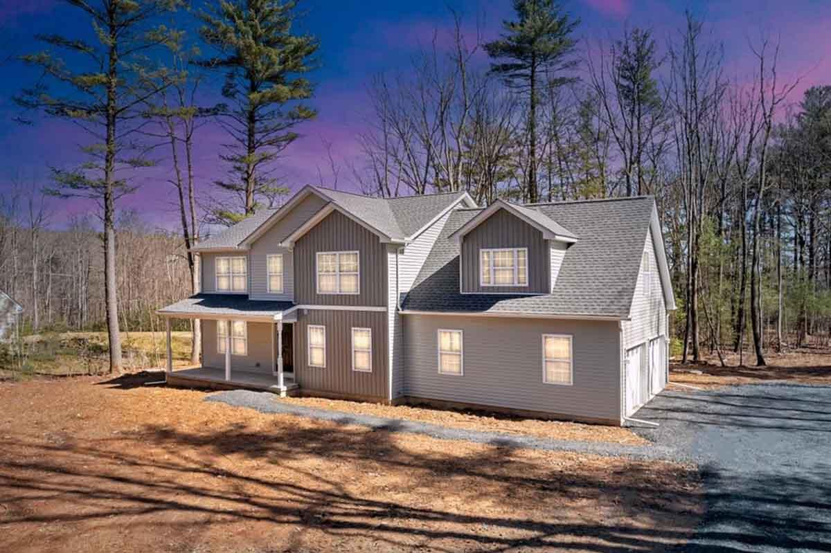 552 Long Mountain Road Effort, PA 18330 - Photo 4 of 47 a front view of a house with a yard