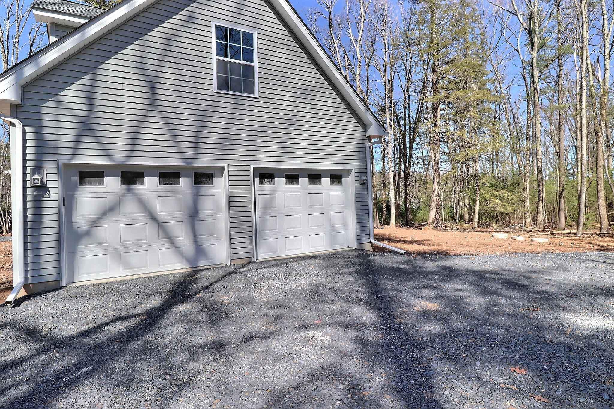 552 Long Mountain Road Effort, PA 18330 - Photo 5 of 47 a view of backyard of house