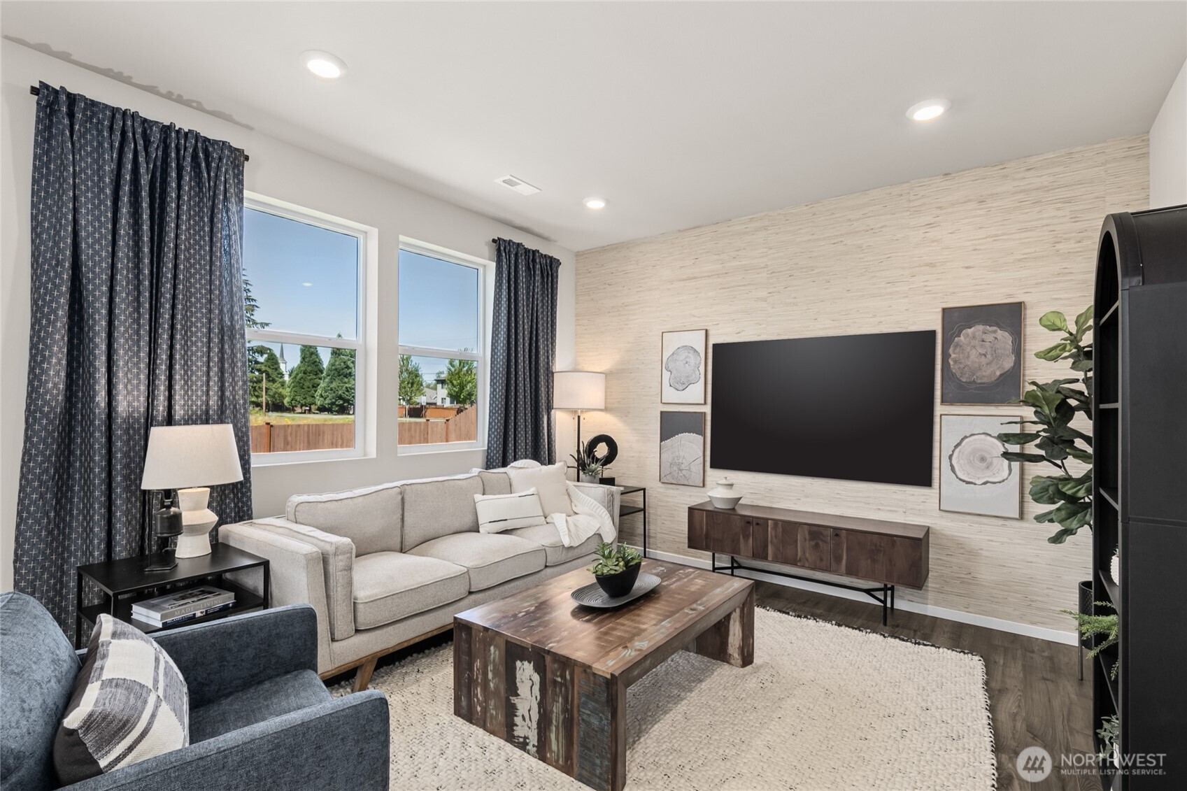 547 Hann Street, Unit 7 Buckley, WA 98321 - Photo 3 of 25