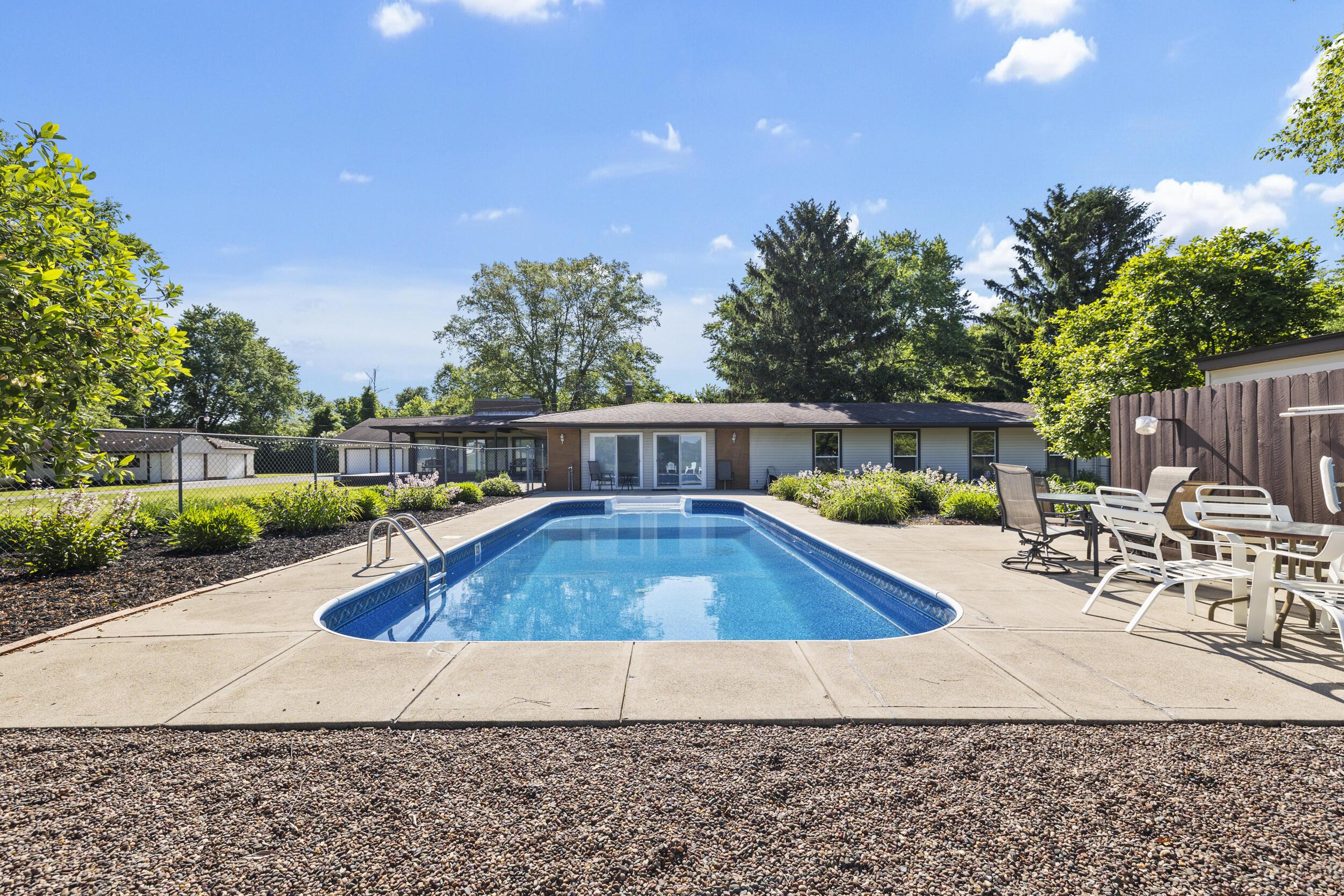 4605 Summit Road Southwest Pataskala, OH 43062 - Photo 41 of 44 12
