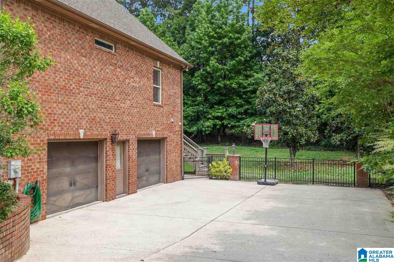 1024 Stoneykirk Road Pelham, AL 35124 - Photo 36 of 41