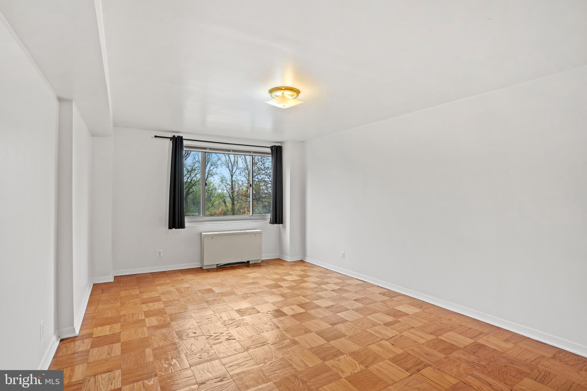 1900 Lyttonsville Road, Unit 612 Silver Spring, MD 20910 - Photo 9 of 23