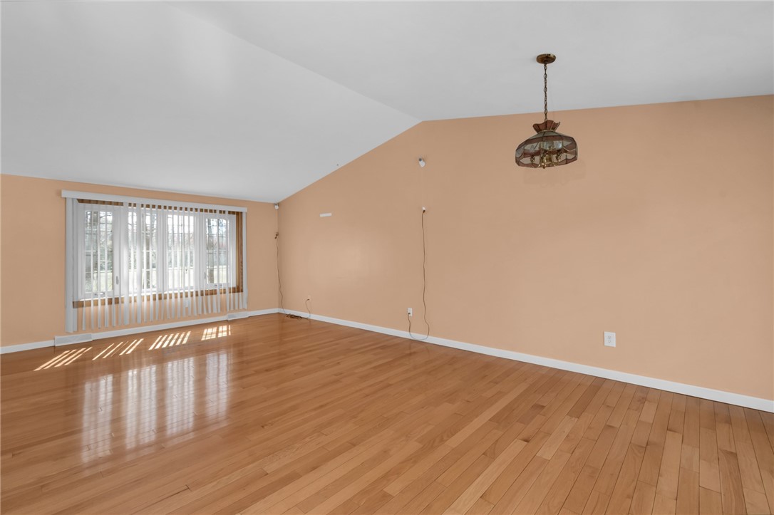 175 Monroe Street Warwick, RI 02888 - Photo 21 of 32