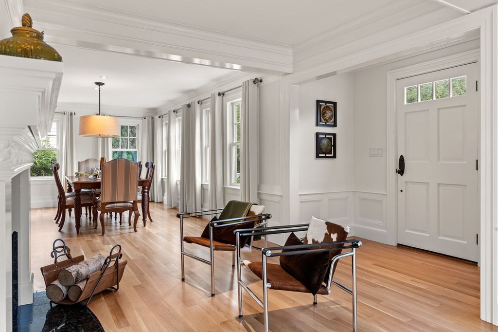 22 Robert Road Marblehead, MA 01945 - Photo 18 of 41 a view of a livingroom with furniture and a chair