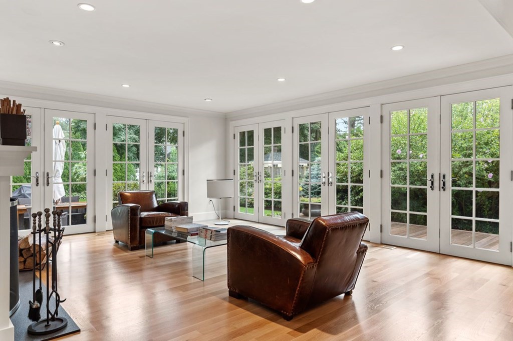 22 Robert Road Marblehead, MA 01945 - Photo 19 of 41 a living room with furniture and floor to ceiling windows