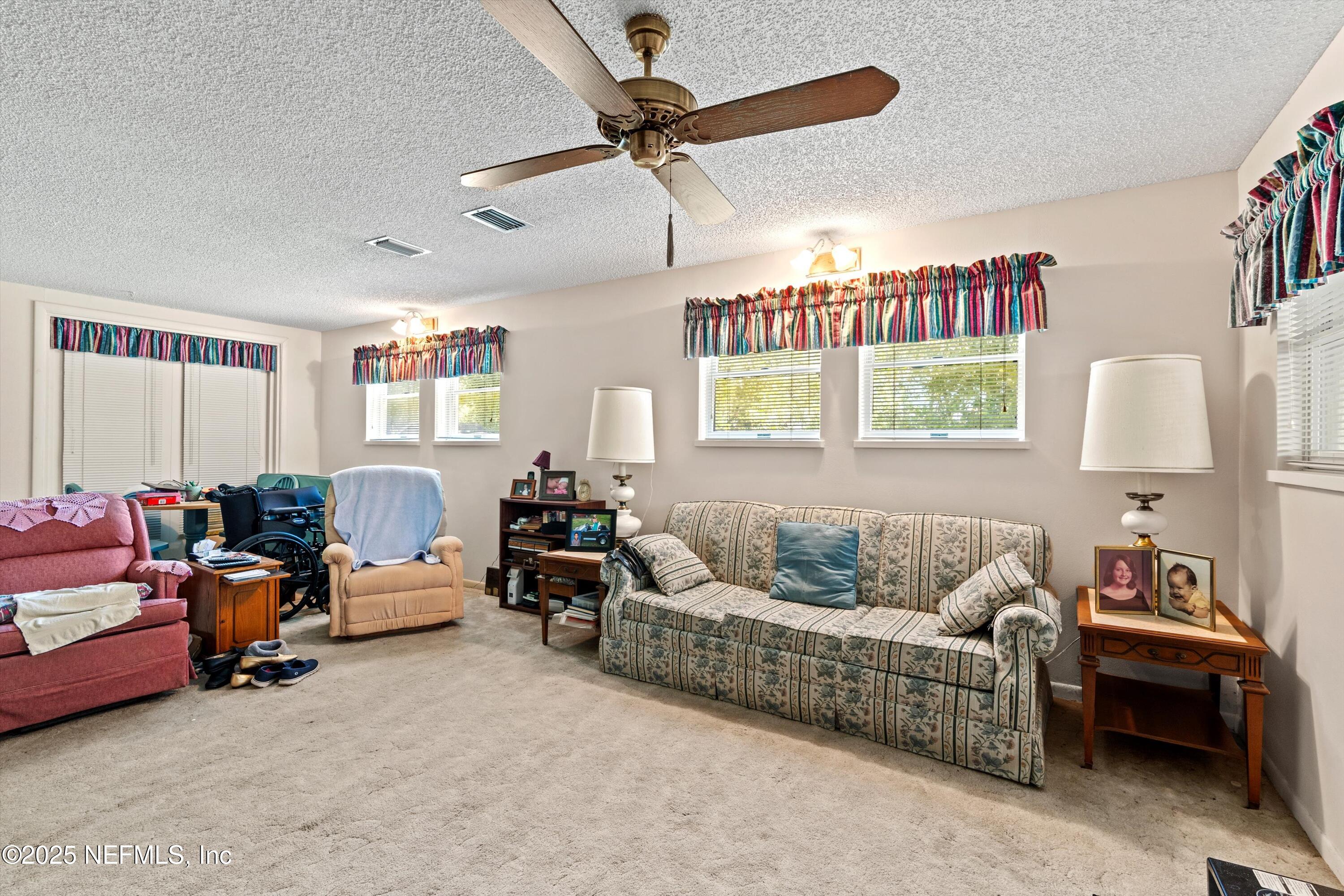 211 Old Peniel Road Palatka, FL 32177 - Photo 12 of 30 12-Family Room